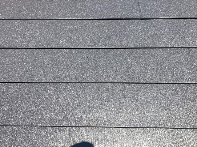 スーパーガルテクトの表面